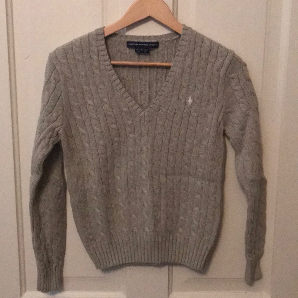 Ralph Lauren. V neck. Cable knit sweater.